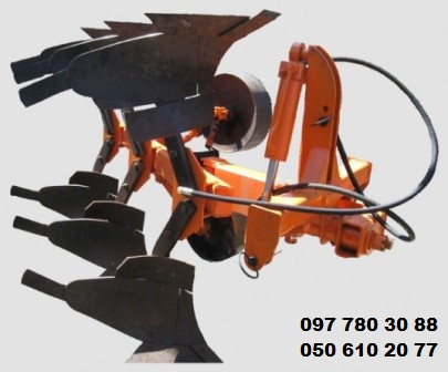 Плуг оборотный 3-х корпусный